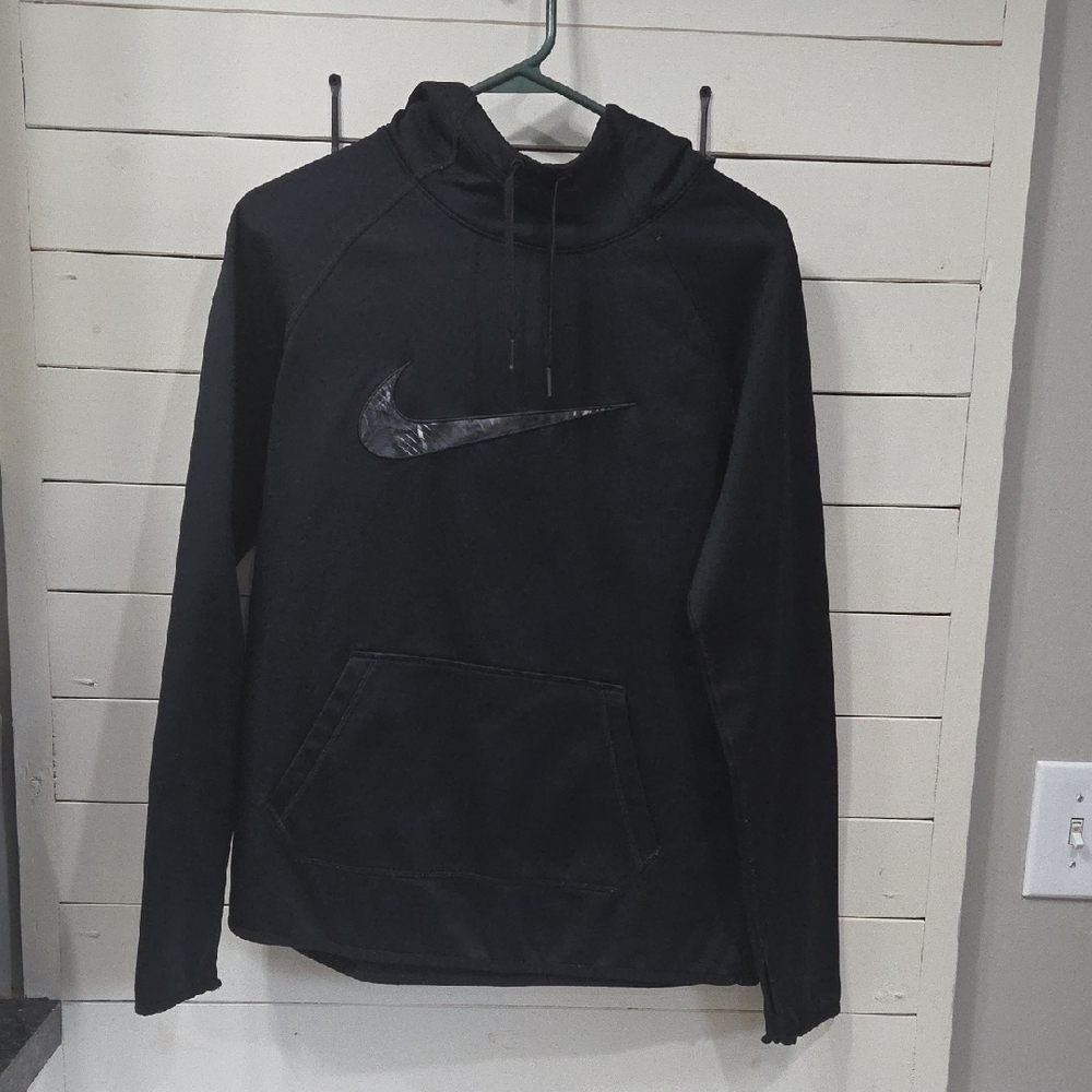 Nike Men's Black Pullover Hoodie